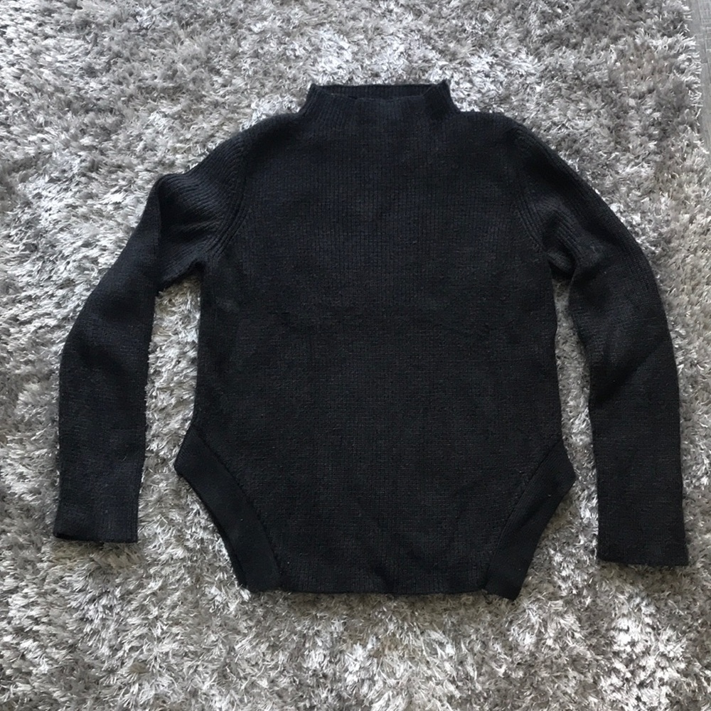 Zara dark gray sweater. Size medium